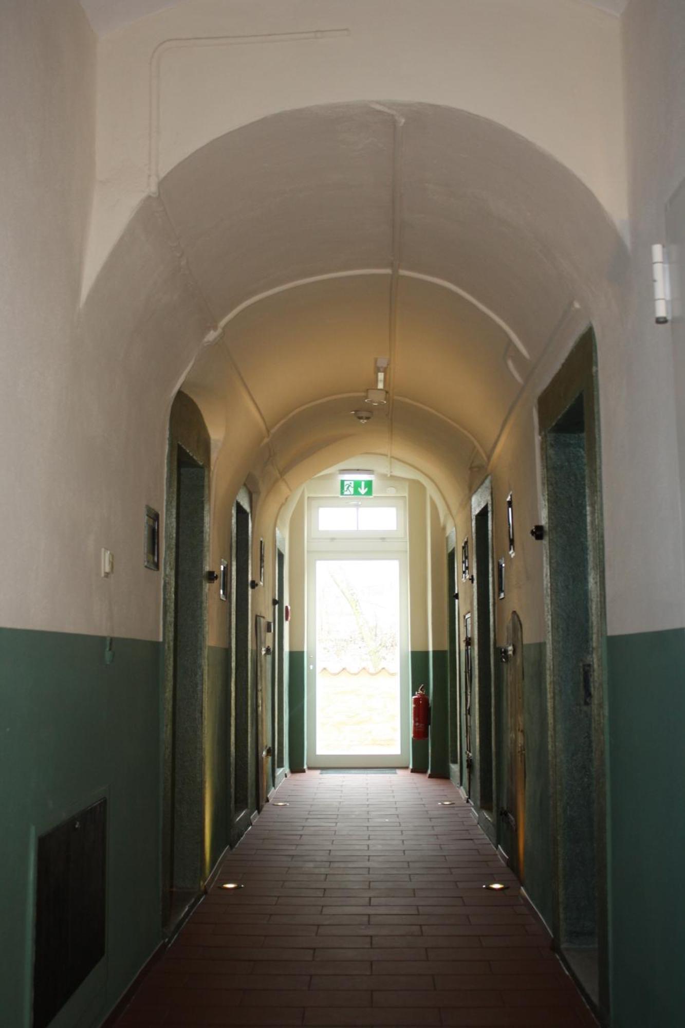 Knast-Hotel Fronfeste Amberg Exterior photo